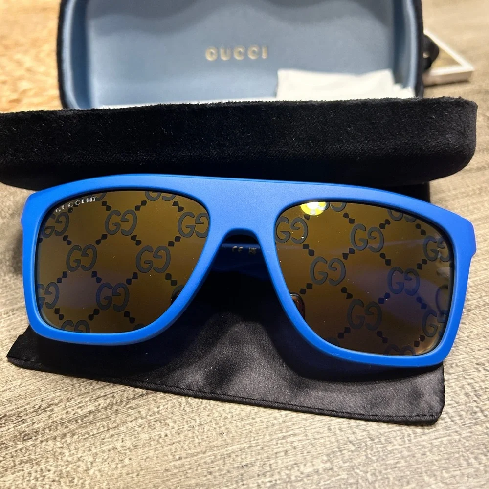 221. Gucci Bold Blue Sunglasses